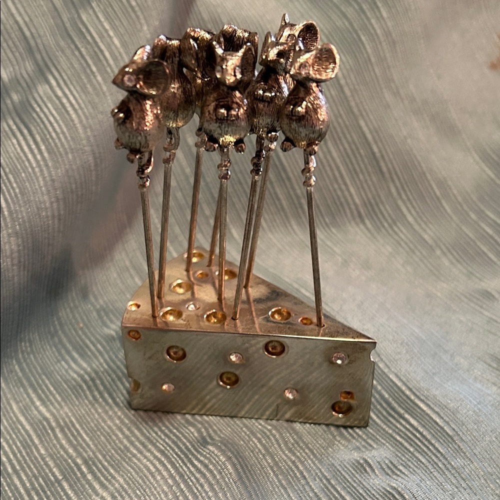 Vintage Silver Plated Mouse Cheese Holder Set